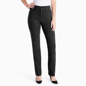 Gloria Vanderbilt Amanda Tapered Leg Classic Jean